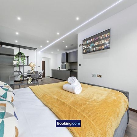 Stylish Studio Apt By Stay Smart Short Lets & Serviced Accommodation Woodstock With Free Wifi Londres Extérieur photo