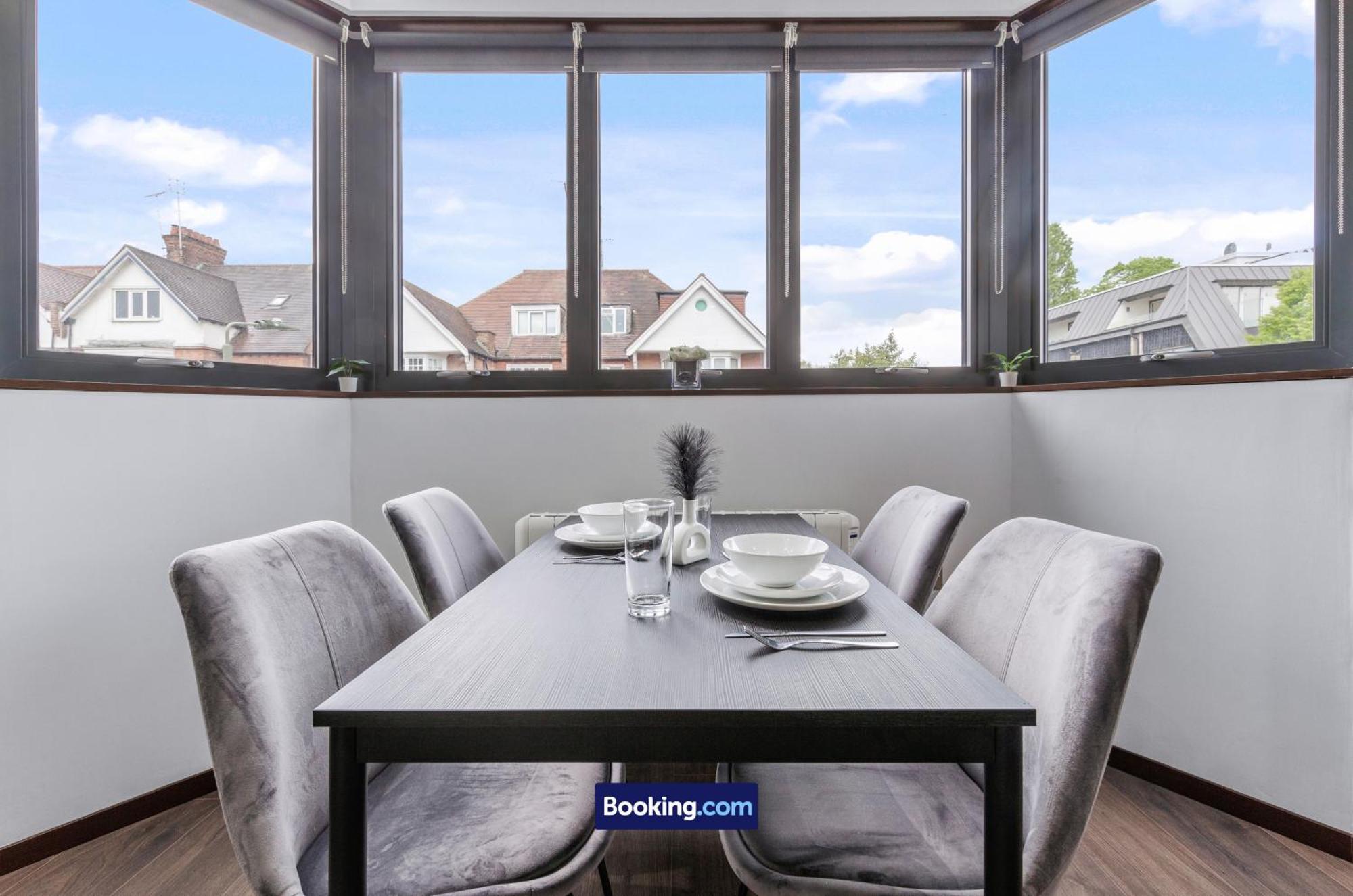 Stylish Studio Apt By Stay Smart Short Lets & Serviced Accommodation Woodstock With Free Wifi Londres Extérieur photo