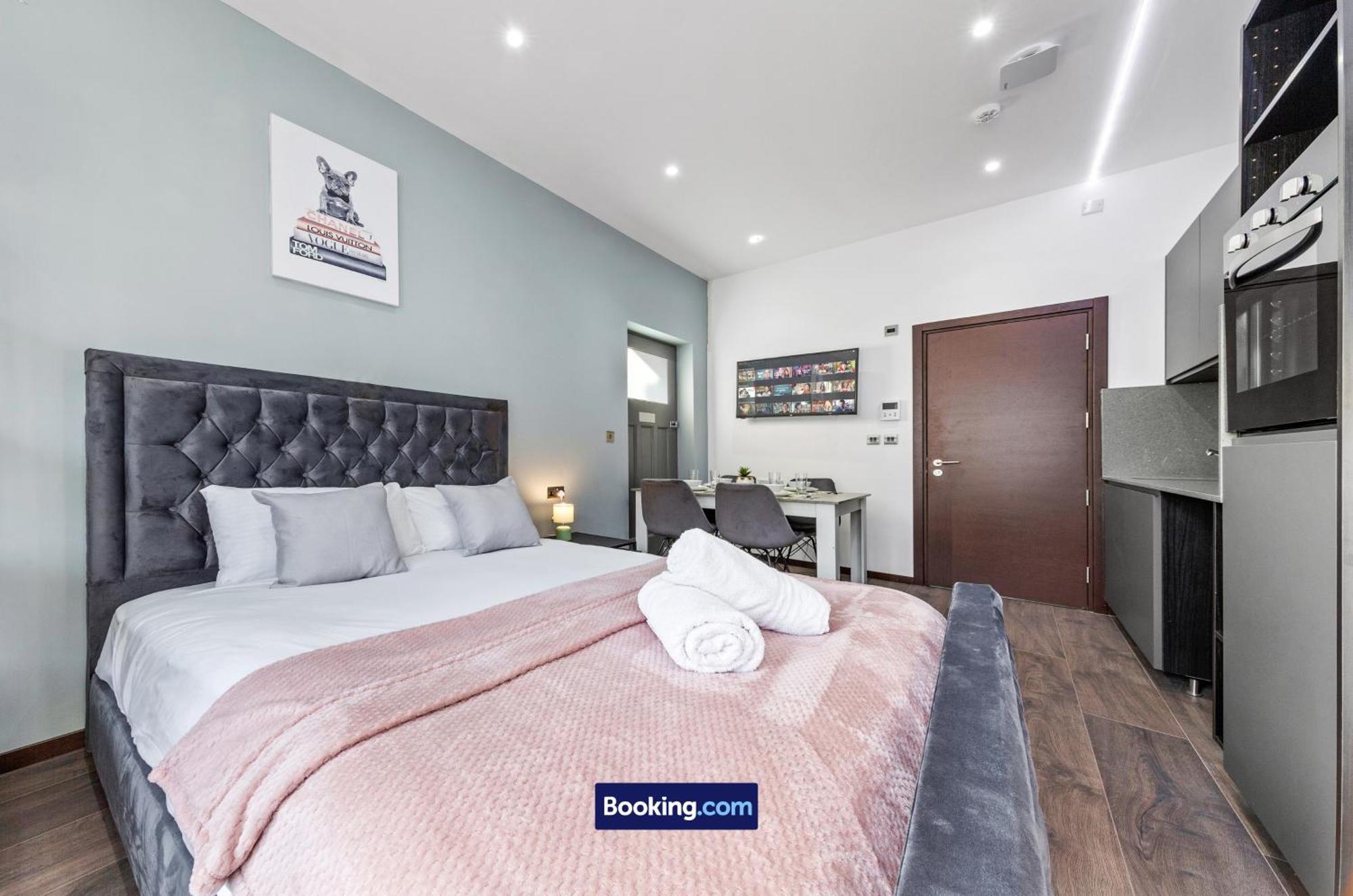 Stylish Studio Apt By Stay Smart Short Lets & Serviced Accommodation Woodstock With Free Wifi Londres Extérieur photo