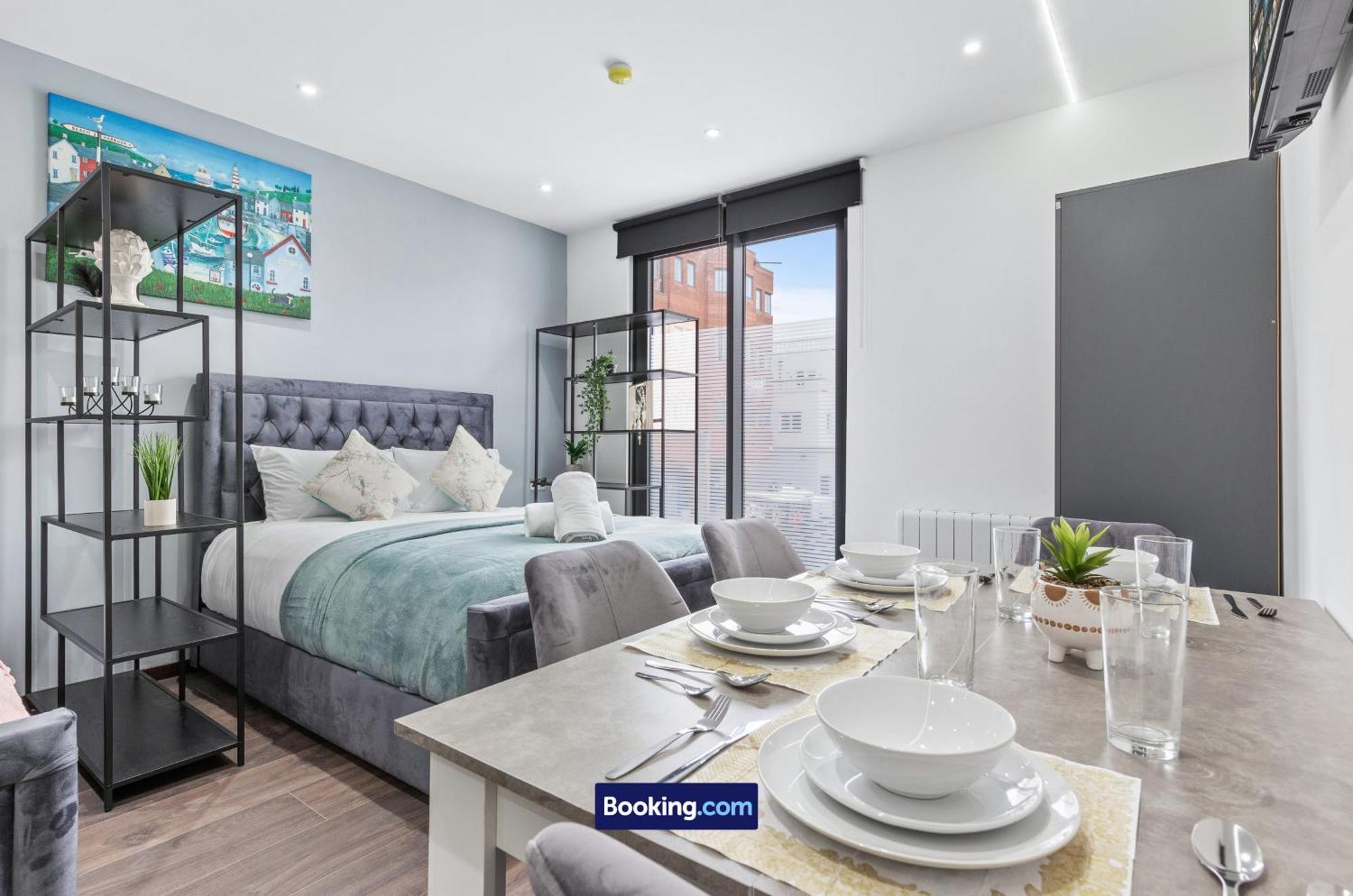 Stylish Studio Apt By Stay Smart Short Lets & Serviced Accommodation Woodstock With Free Wifi Londres Extérieur photo