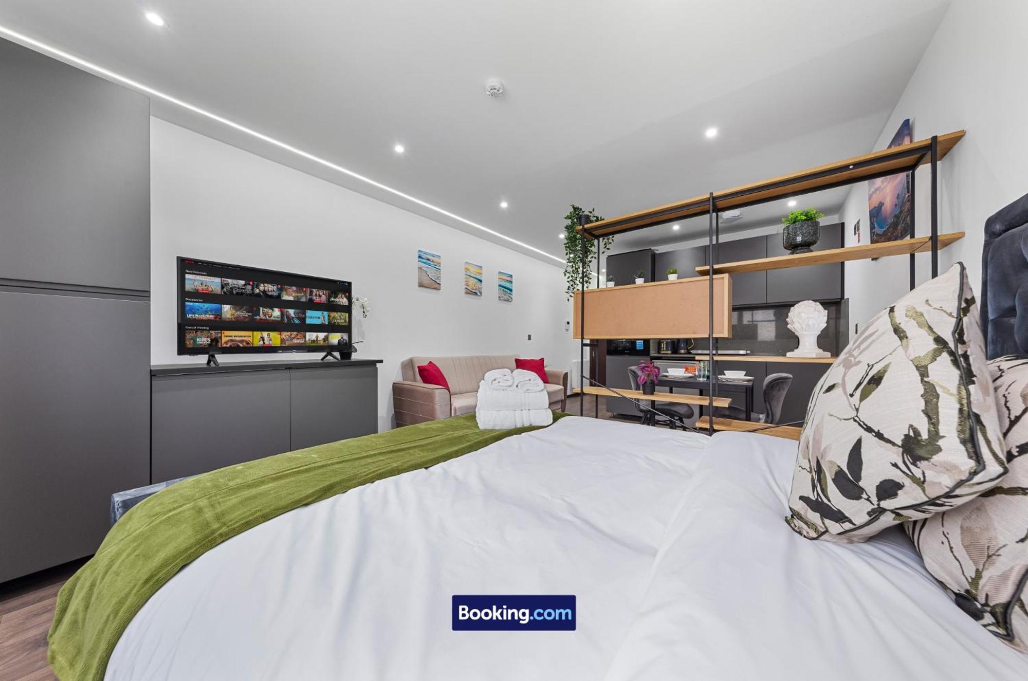 Stylish Studio Apt By Stay Smart Short Lets & Serviced Accommodation Woodstock With Free Wifi Londres Extérieur photo